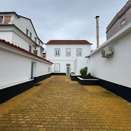 Studio In Estoril Near Beach Walk In 3 Min Buitenkant foto